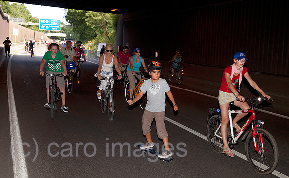 00X100718D049CARO.JPG