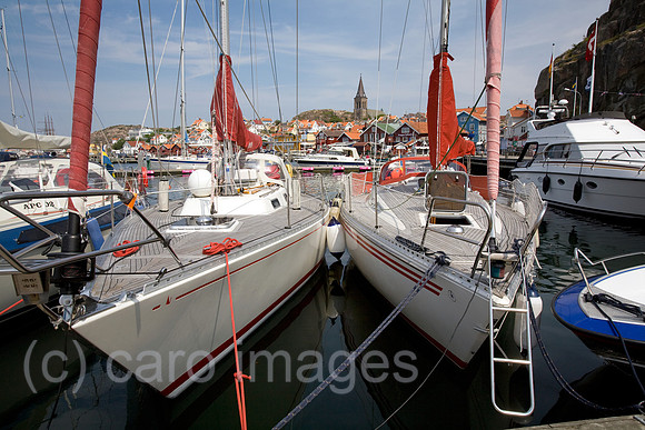 00X100629D042CARO.JPG