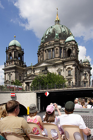 00P060701D010CARO.JPG
