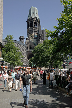 00P060714D013CAROE.JPG