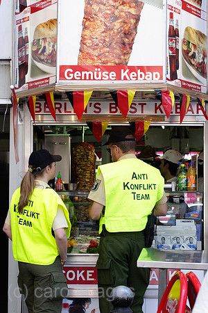 00P060612D017CAROE.JPG