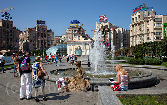 00X120826D091CARO.JPG
