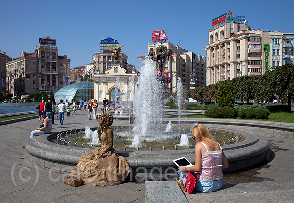 00X120826D090CARO.JPG