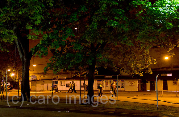 00A120506D767CARO.JPG