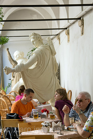00A120506D146CARO.JPG