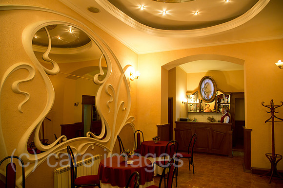00A120503D898CARO.JPG