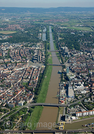 0SH061103D027CAROE.JPG