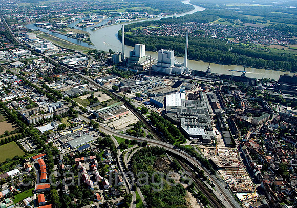 0SH061103D026CAROE.JPG