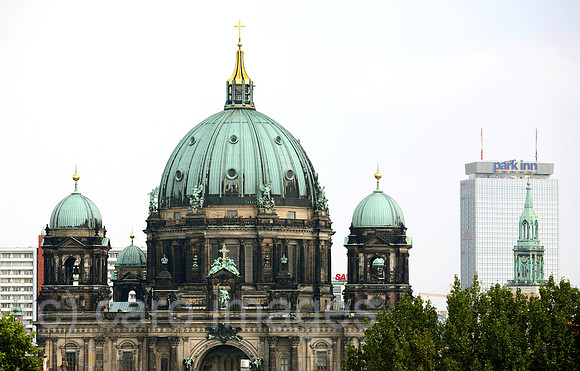 00J080827D010CARO.JPG