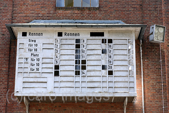 00J080426D001CARO.JPG
