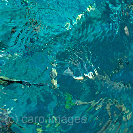 0SH060130D082CAROE.JPG