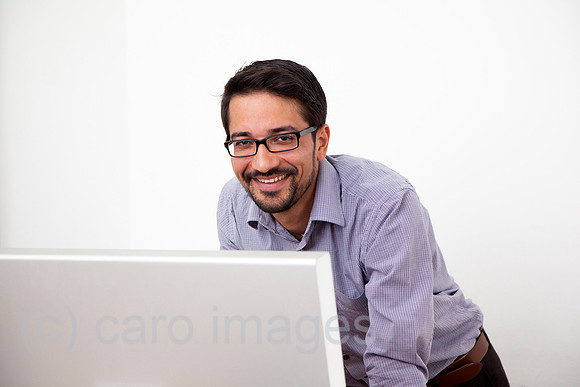 0RA110423D017CAROE.JPG