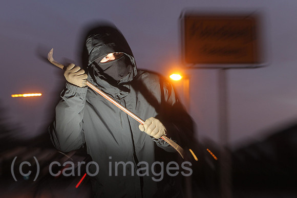 0HX111212D077CARO.JPG