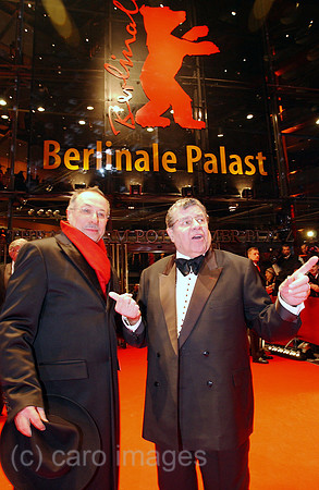 00Y050210D025CARO.JPG