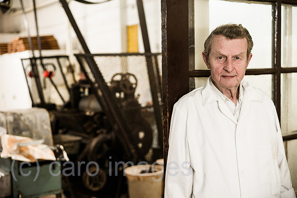 0HS120502D003CARO.JPG