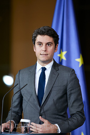 Berlin, Deutschland - Der franzoesische Premierminister Gabriel Attal bei der Pressekonferenz zu seinem Antrittsbesuch im Kanzleramt.