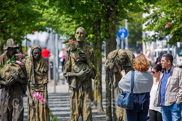 Republik Irland, Dublin - Famine Memorial fuer die 1 Million Opfer der Grossen Hungersnot (1845-1849), ausgeloest durch Kartoffelfaeule