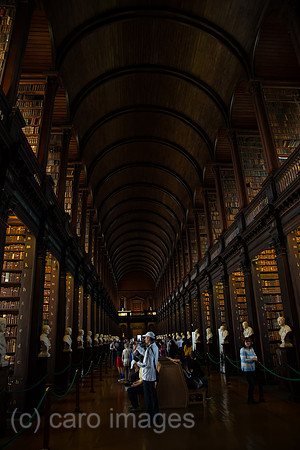 Republik Irland, Dublin - The Long Room (1732), Old Library des Trinity College 1592