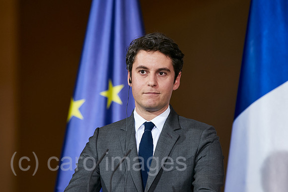 Berlin, Deutschland - Der franzoesische Premierminister Gabriel Attal bei der Pressekonferenz zu seinem Antrittsbesuch im Kanzleramt.