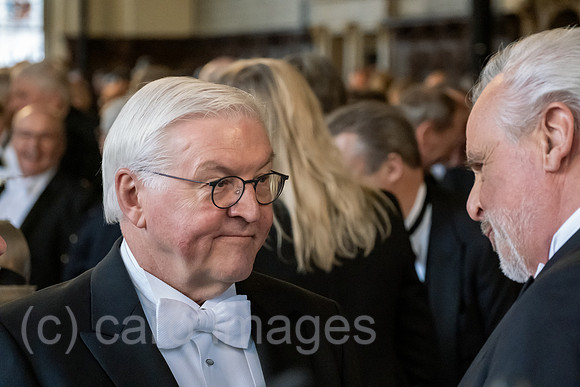 Deutschland, Bremen - 480. Schaffermahlzeit (Spendensammlung fuer Seeleute und Angehoerige, Stiftung Haus Seefahrt) im Bremer Rathaus, Ehrengast Bundespraesident Frank-Walter Steinmeier, Obere Rathau