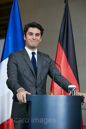 Berlin, Deutschland - Der franzoesische Premierminister Gabriel Attal bei der Pressekonferenz zu seinem Antrittsbesuch im Kanzleramt.