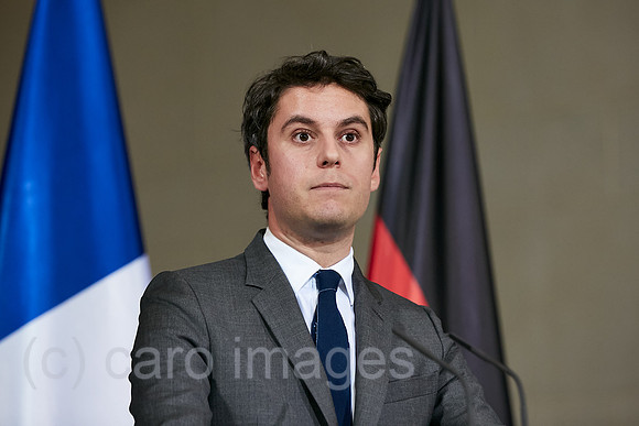Berlin, Deutschland - Der franzoesische Premierminister Gabriel Attal bei der Pressekonferenz zu seinem Antrittsbesuch im Kanzleramt.