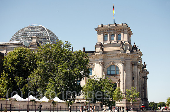 0SP080624D204CARO.JPG