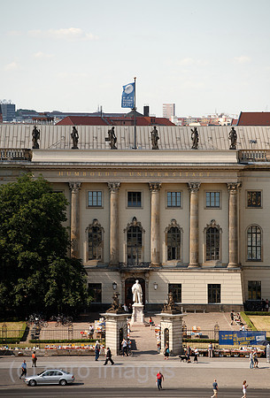 0SP080604D010CARO.JPG