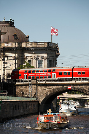 0SP080624D153CARO.JPG