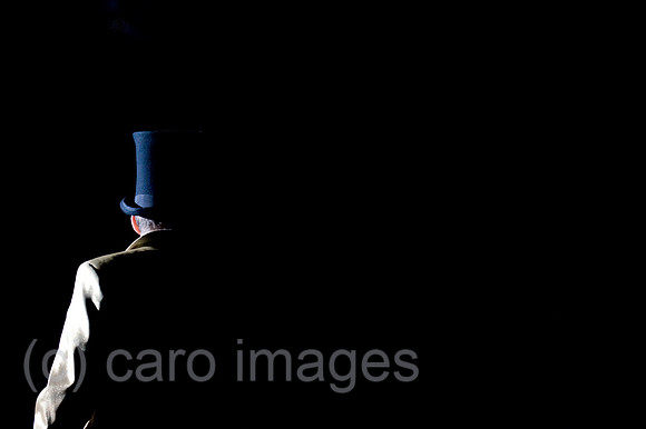0SK091216D002CARO.JPG