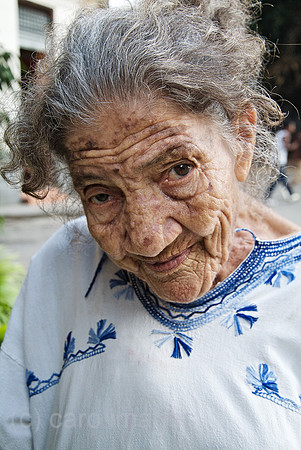 00W110709D001CARO.JPG