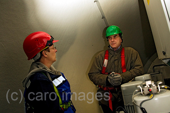EJH11031053CARO.JPG