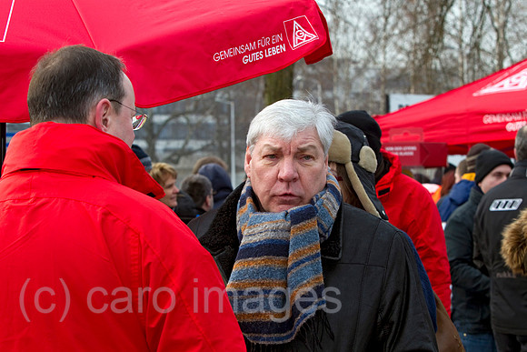 EJH11020945CARO.JPG