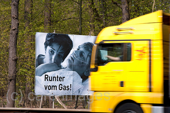 EJH11040641CARO.JPG