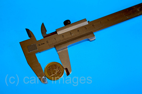 EJH11030015CARO.JPG