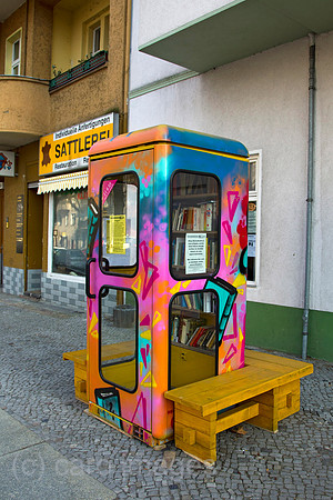 EJH11030016CARO.JPG