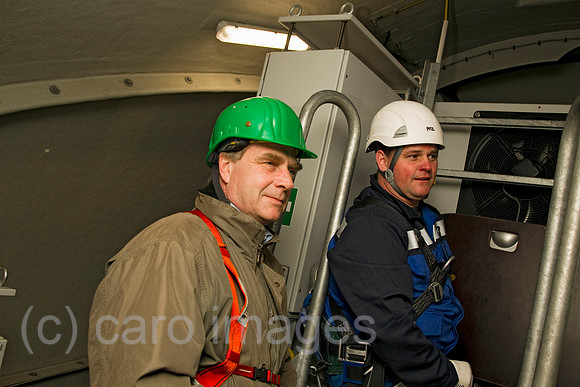 EJH11031059CARO.JPG