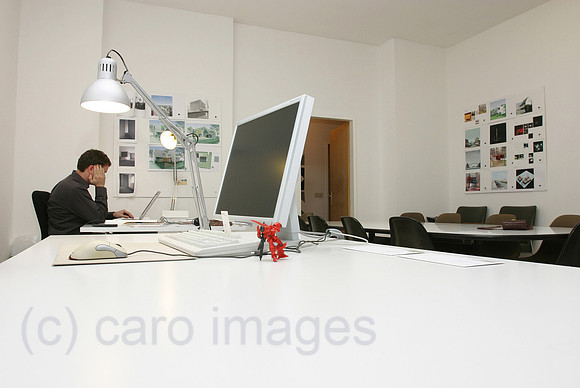 0AT061224D006CAROE.JPG