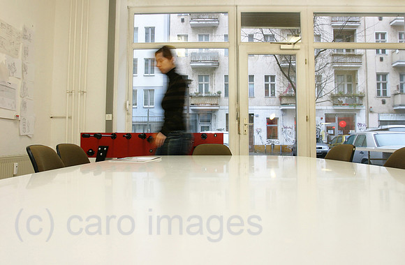0AT061224D005CAROE.JPG