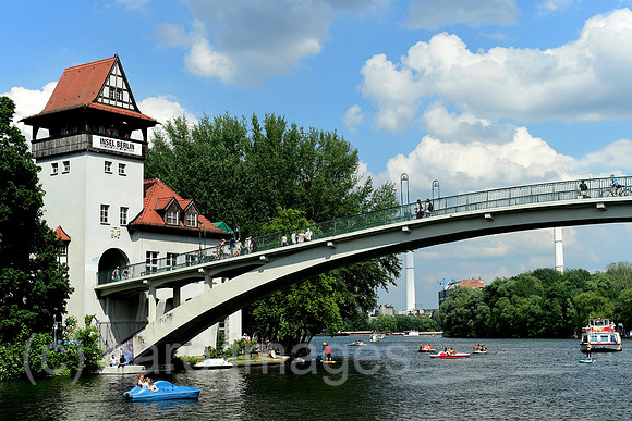 0HD160802D047CARO.JPG