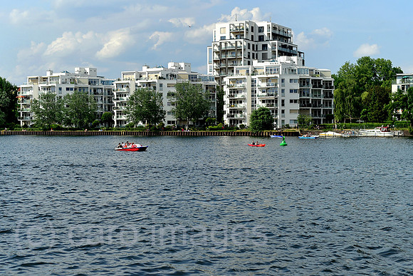 0HD160802D053CARO.JPG