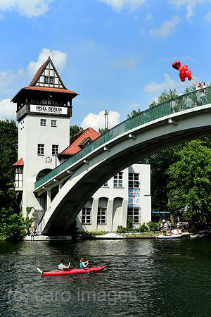 0HD160802D049CARO.JPG