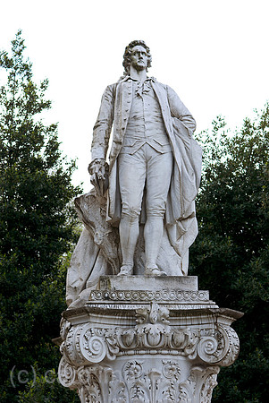00N090422D274CAROE.JPG