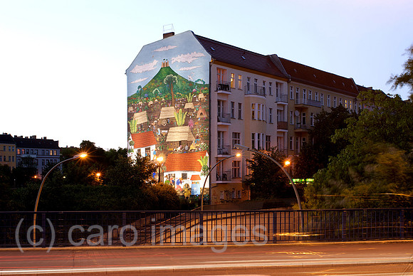 00N090528D117CAROE.JPG