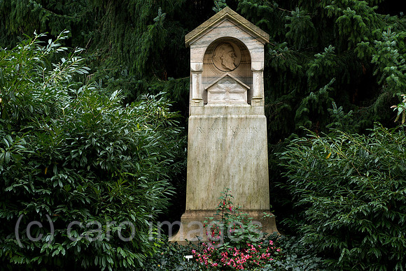00N091001D395CAROE.JPG