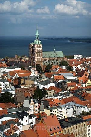 00N090930D199CAROE.JPG