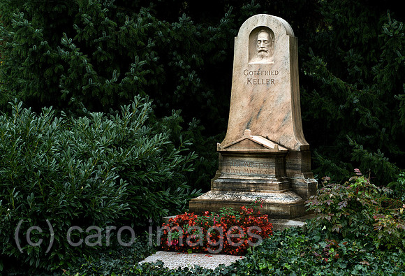00N091001D378CAROE.JPG