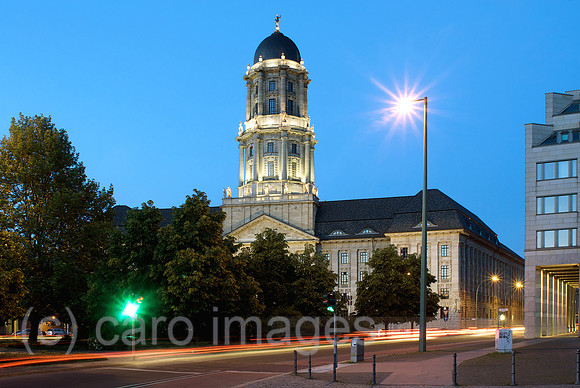 00N090723D100CAROE.JPG