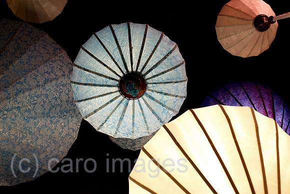 00N090116D064CAROE.JPG