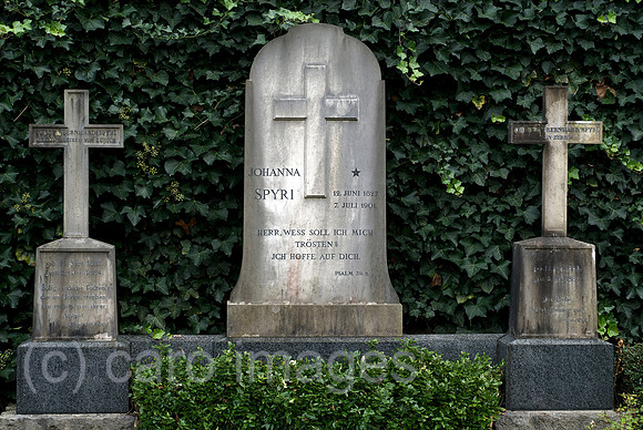 00N091001D330CAROE.JPG